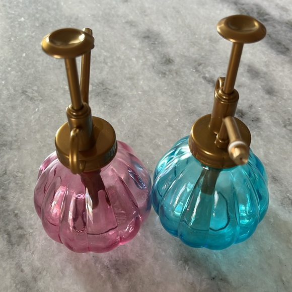 2 Glass Plant Water Sprayers Pink and Blue - Picture 8 of 8